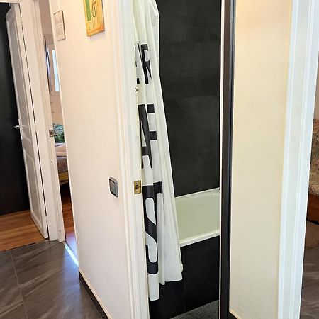 Apartamento Cerca De La Playa Blanes Luaran gambar