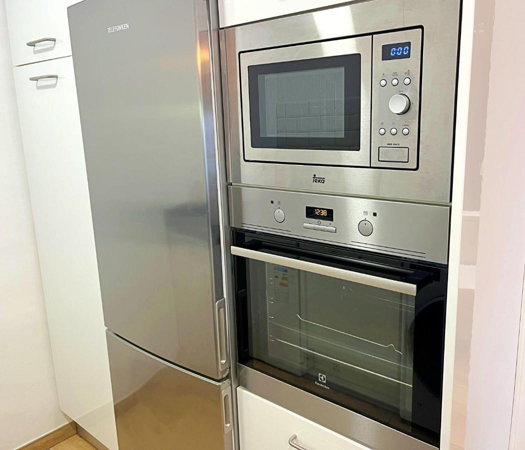 Apartamento Cerca De La Playa Blanes Luaran gambar