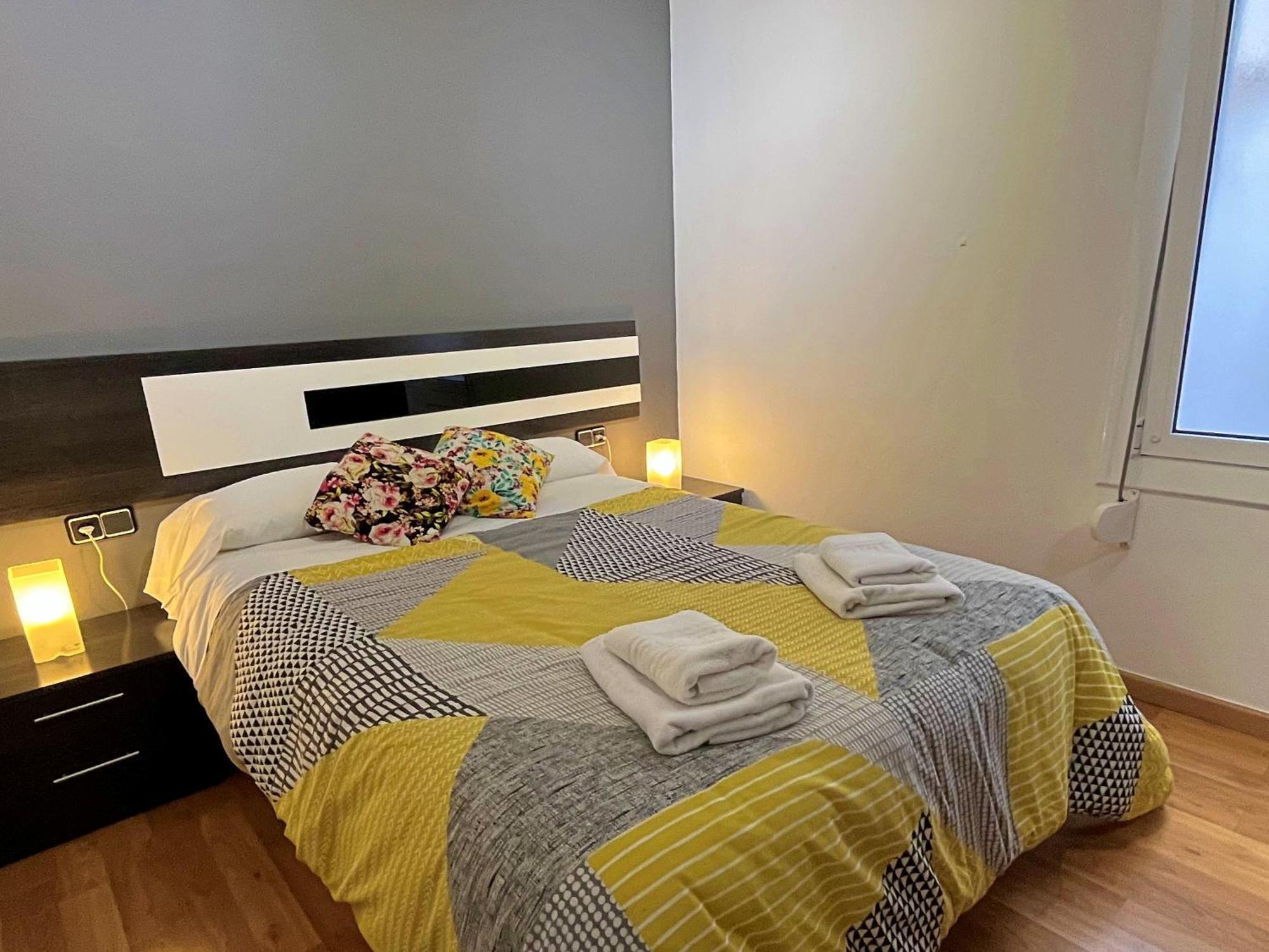 Apartamento Cerca De La Playa Blanes Luaran gambar